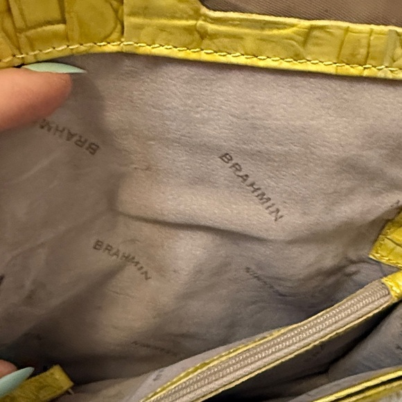🐊Brahmin Yellow Croc-Embossed Crossbody Bag - Picture 3 of 10
